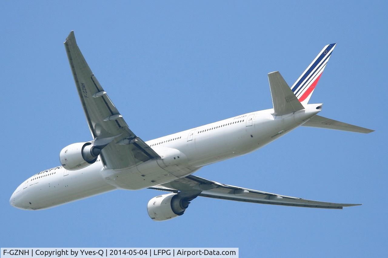 F-GZNH, 2010 Boeing 777-328/ER C/N 35544, Air France Boeing 777-328ER, Take off rwy 27L, Roissy Charles De Gaulle airport (LFPG-CDG)