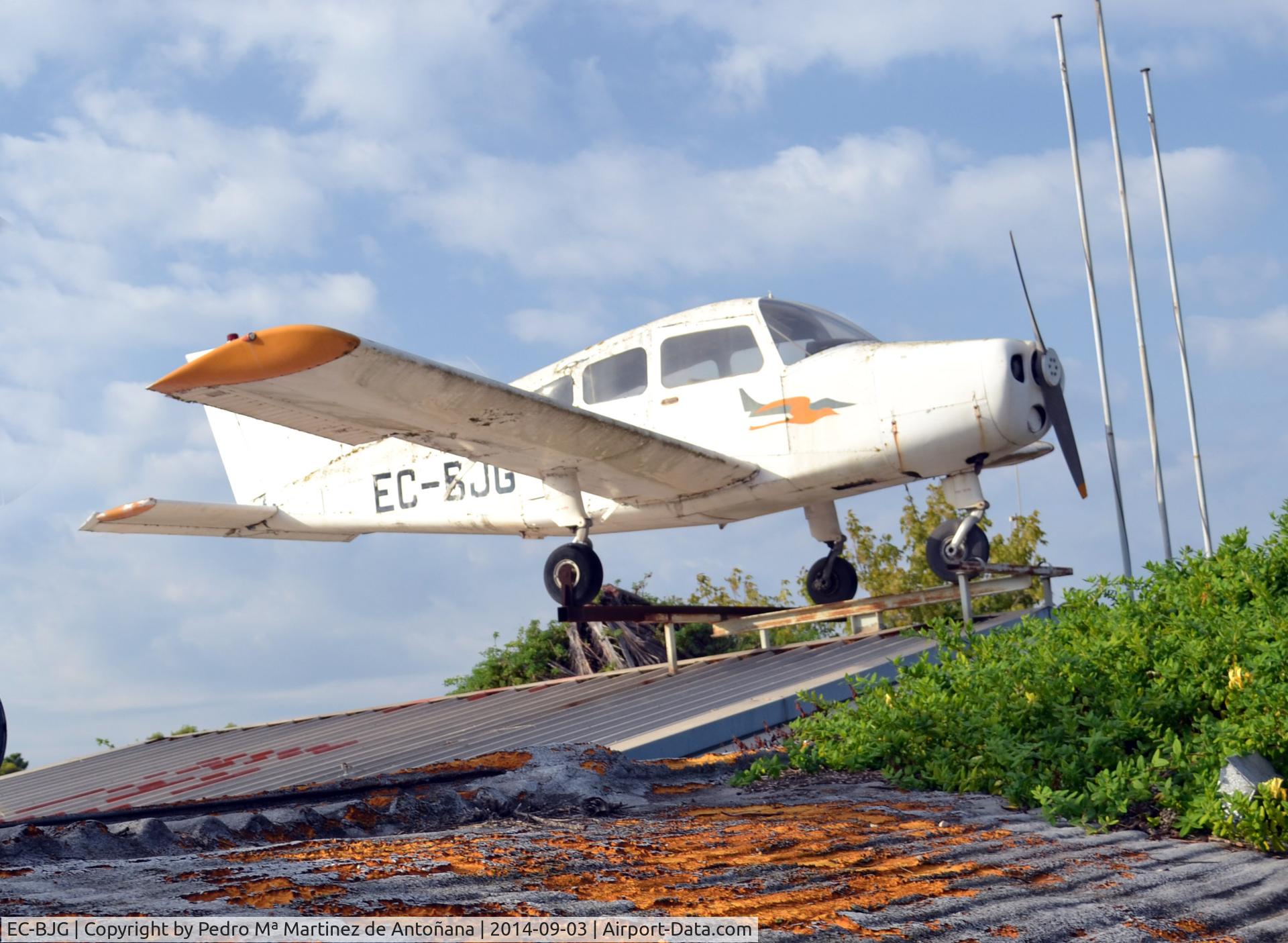 EC-BJG, 1967 Beech 23 Musketeer C/N MA-74, Vilanova i la Geltrú - Cataluña - España