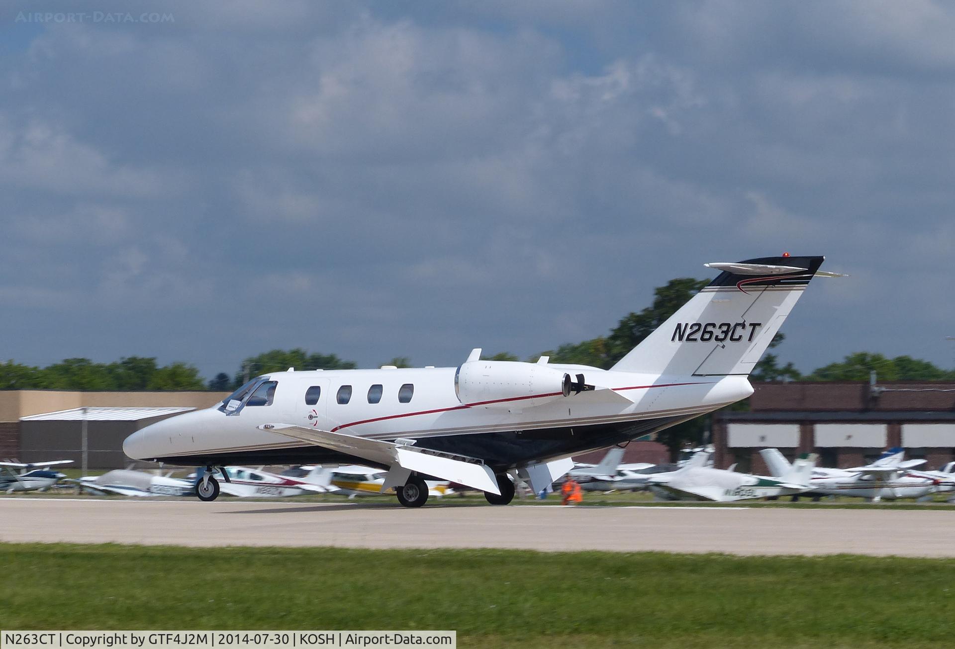 N263CT, 1998 Cessna 525 CitationJet C/N 525-0263, N263CT   at Oshkosh 30.7.14
