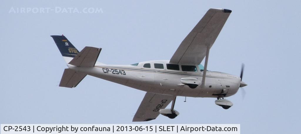 CP-2543, Cessna 207A Stationair 8 C/N 20700593, Leaving El Trompillo