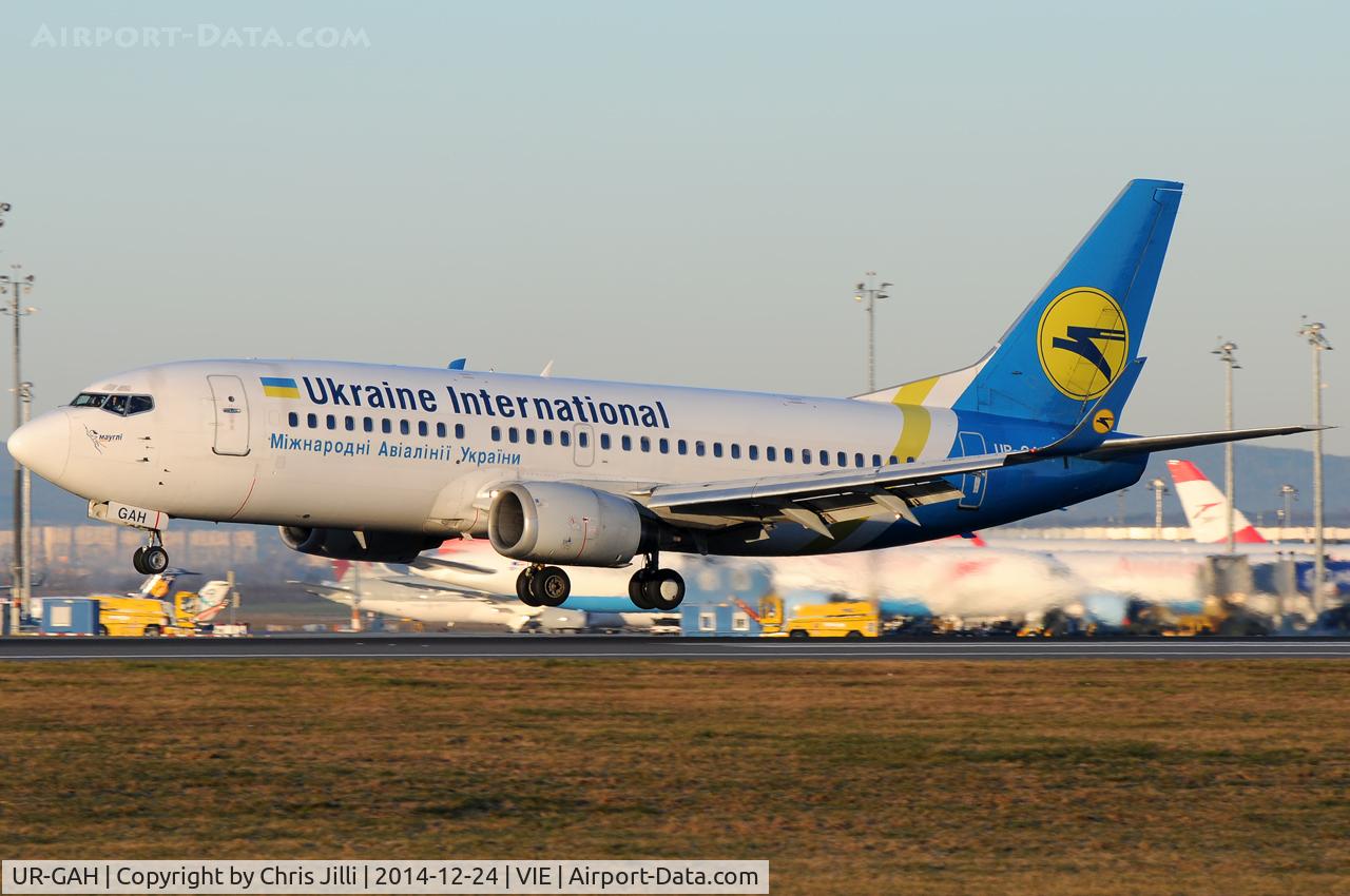 UR-GAH, 1999 Boeing 737-32Q C/N 29130, Ukraine International