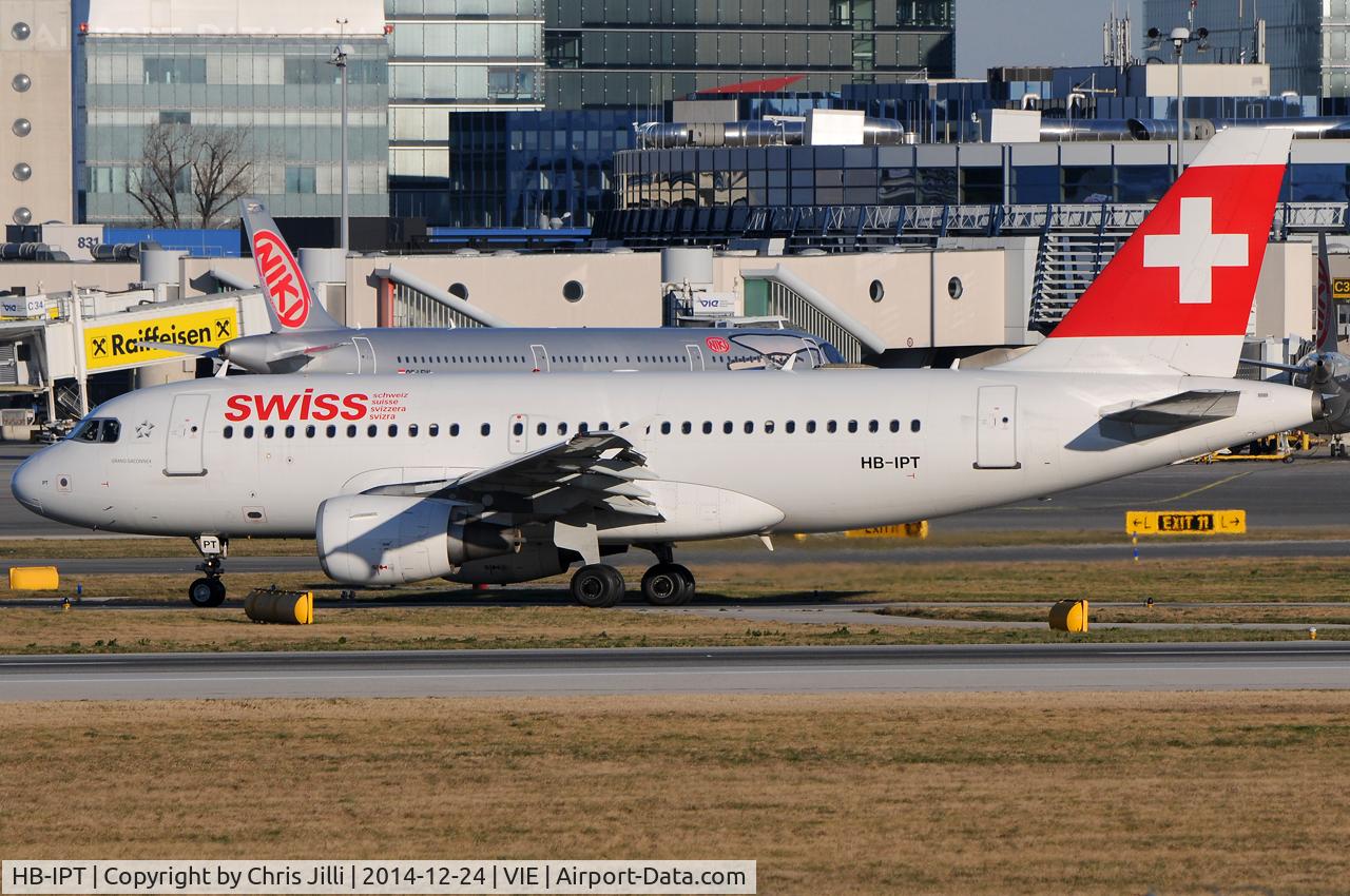 HB-IPT, 1997 Airbus A319-112 C/N 727, Swiss
