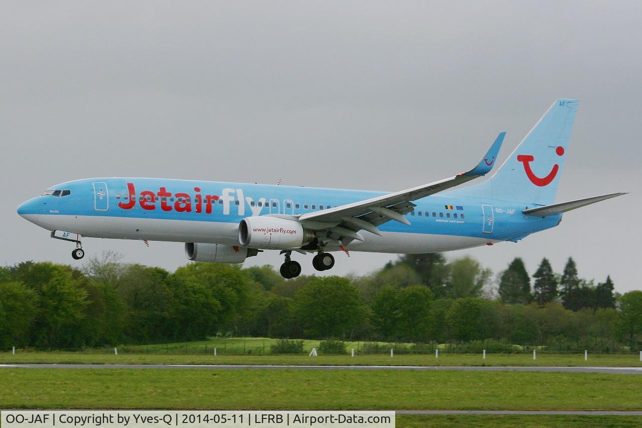 OO-JAF, 2007 Boeing 737-8K5 C/N 35133, Boeing 737-8K5, On final rwy 25L, Brest-Bretagne airport (LFRB-BES)