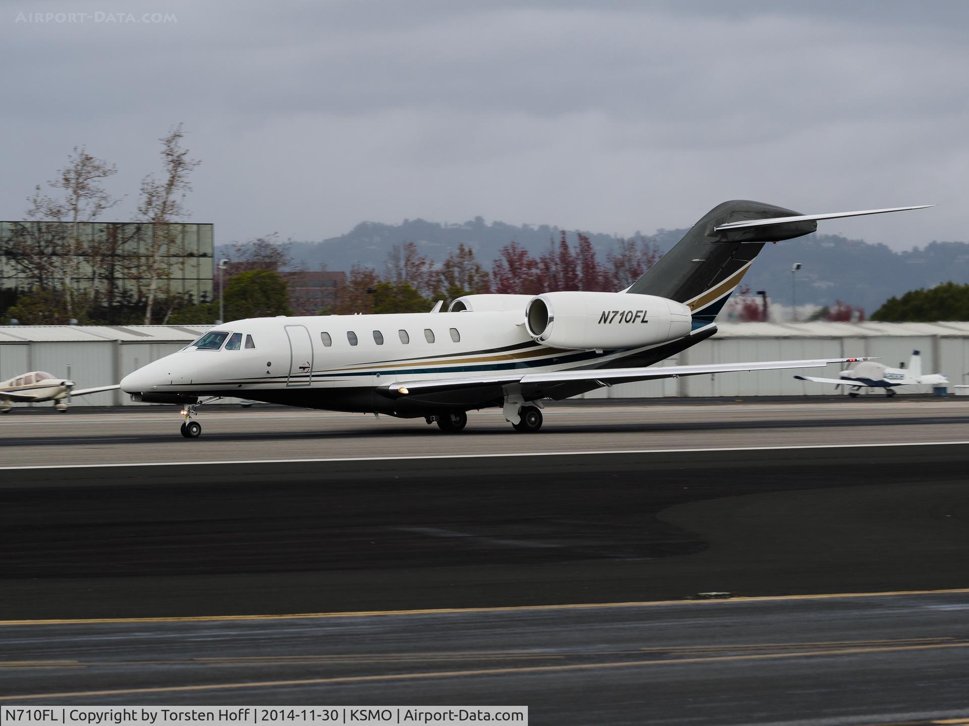 N710FL, 1998 Cessna 750 Citation X C/N 750-0038, N710FL departing from RWY 21