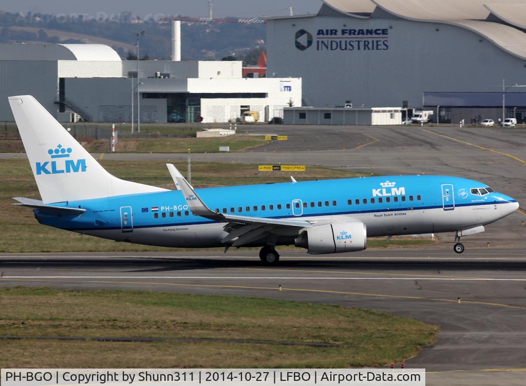 PH-BGO, 2011 Boeing 737-7K2 C/N 38126, Landing rwy 14R