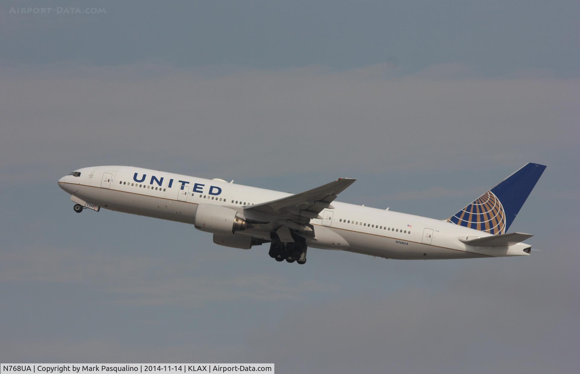 N768UA, 1995 Boeing 777-222 C/N 26919, Boeing 777-200