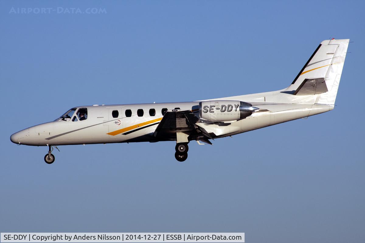 SE-DDY, 1980 Cessna 550 Citation II C/N 550-0115, On short final runway 30.