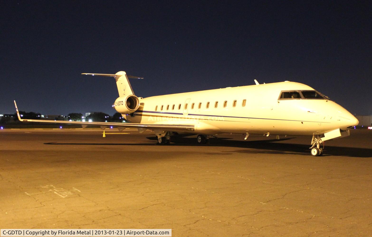 C-GDTD, 2005 Bombardier Challenger 850 (CL-600-2B19) C/N 8067, Challenger 850