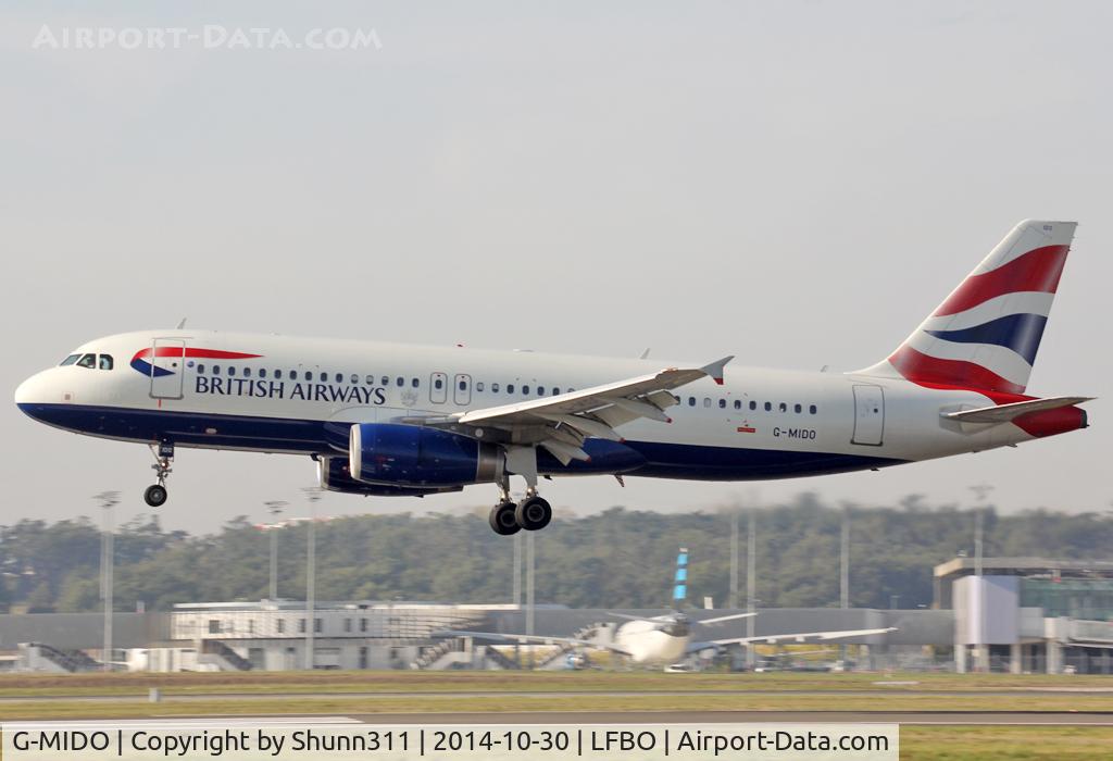 G-MIDO, 2002 Airbus A320-232 C/N 1987, Landing rwy 14L