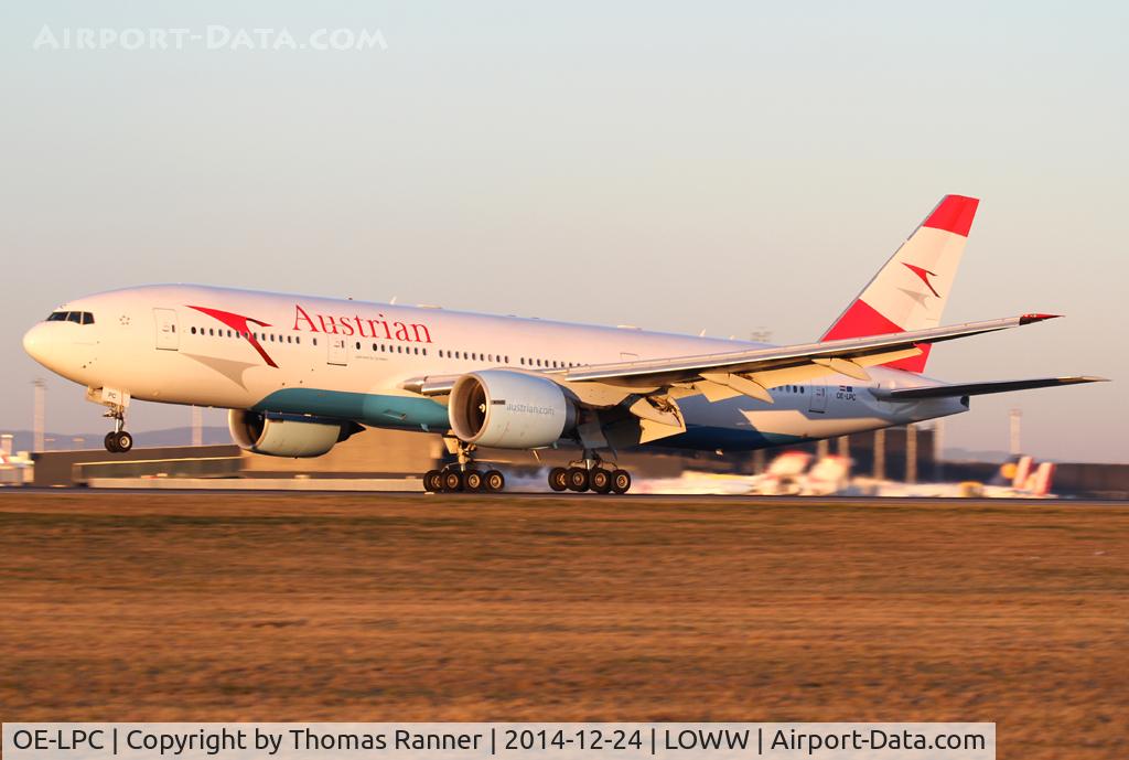 OE-LPC, 2002 Boeing 777-2Z9/ER C/N 29313, Austrian