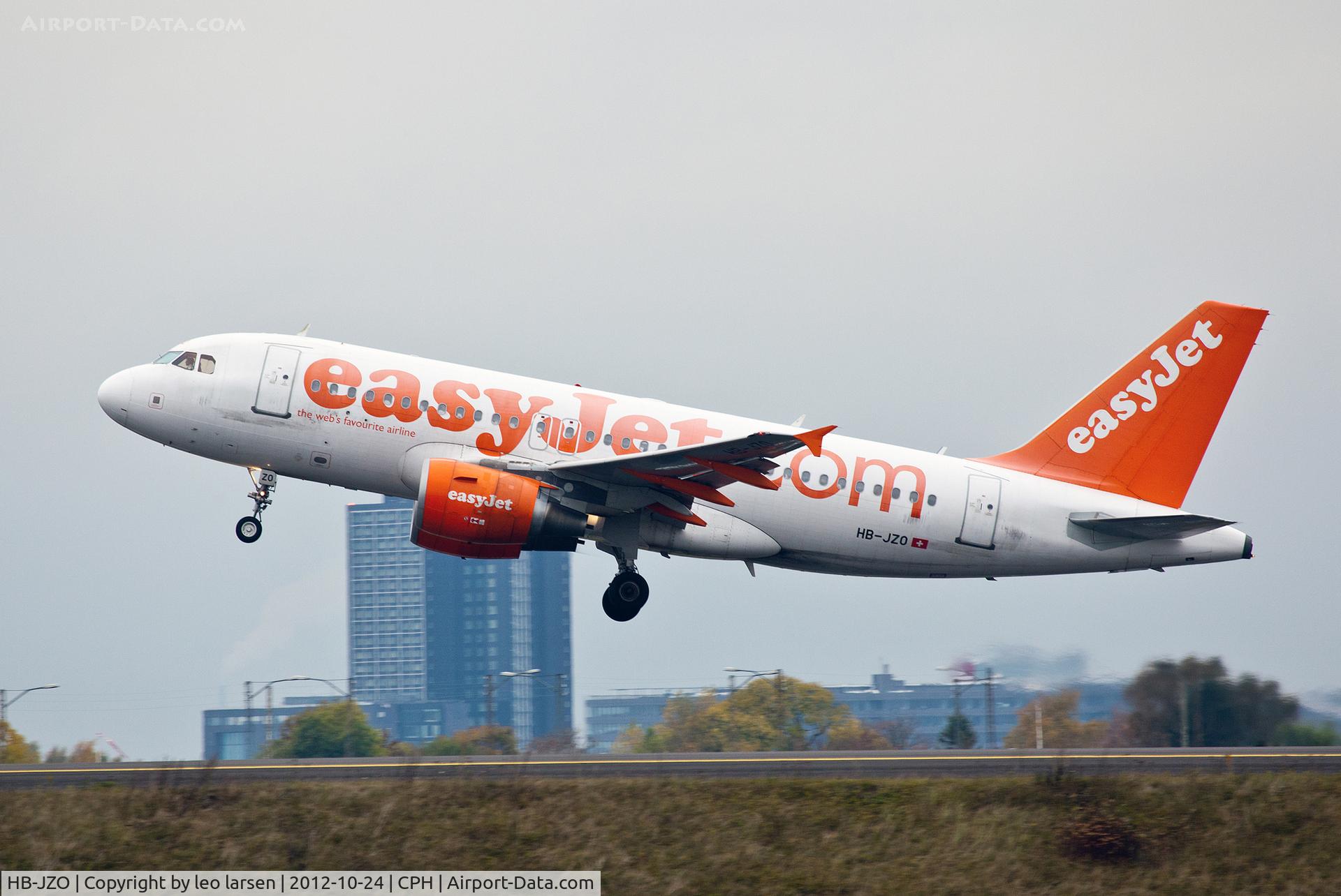 HB-JZO, 2005 Airbus A319-111 C/N 2398, Copenhagen 24.10.12