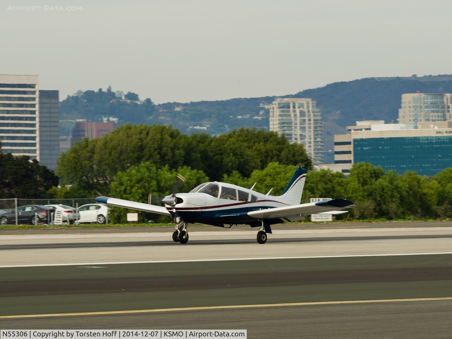 N55306, 1973 Piper PA-28R-200 C/N 28R-7335212, N55306 arriving on RWY 21