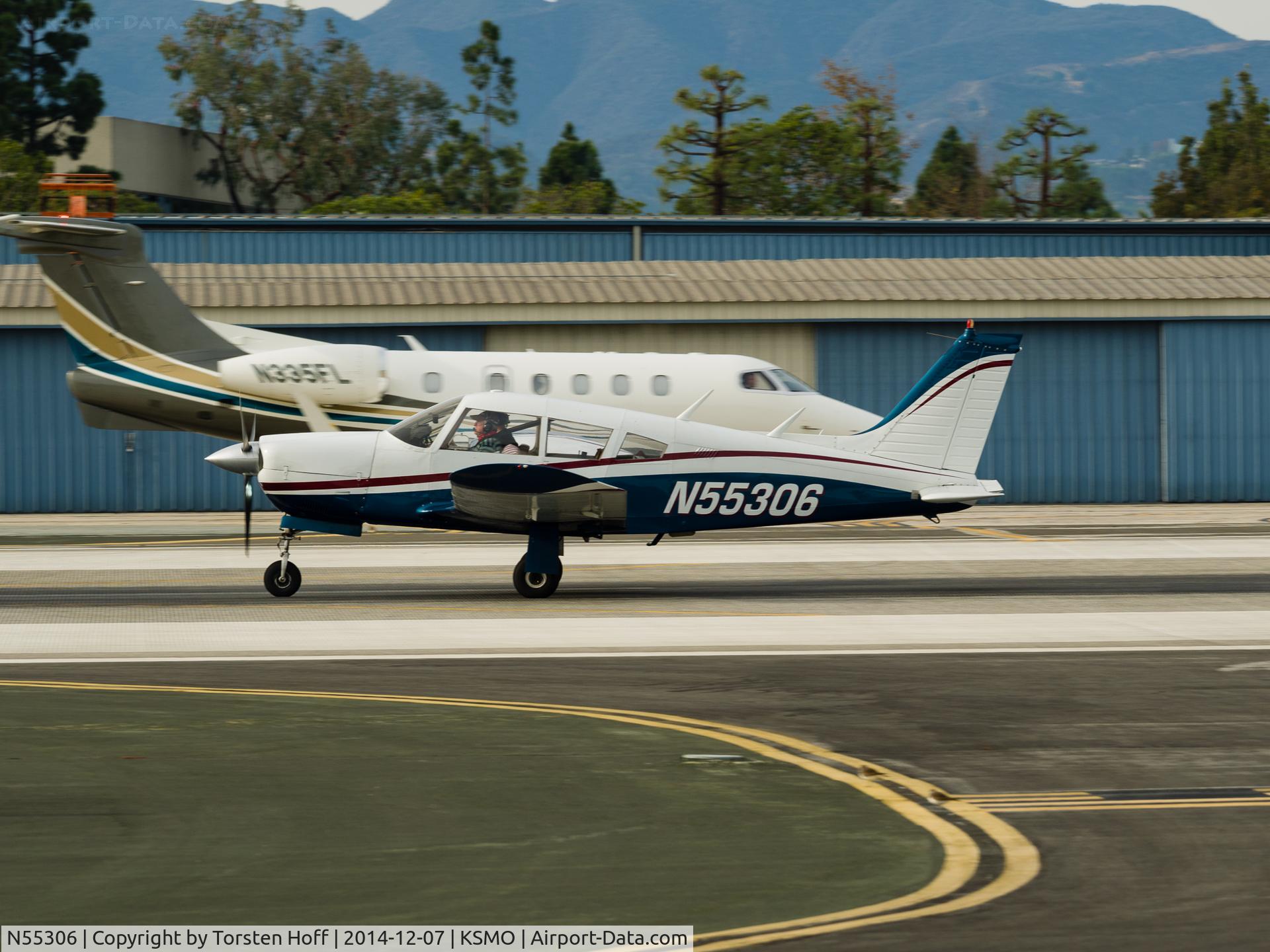 N55306, 1973 Piper PA-28R-200 C/N 28R-7335212, N55306 arriving on RWY 21