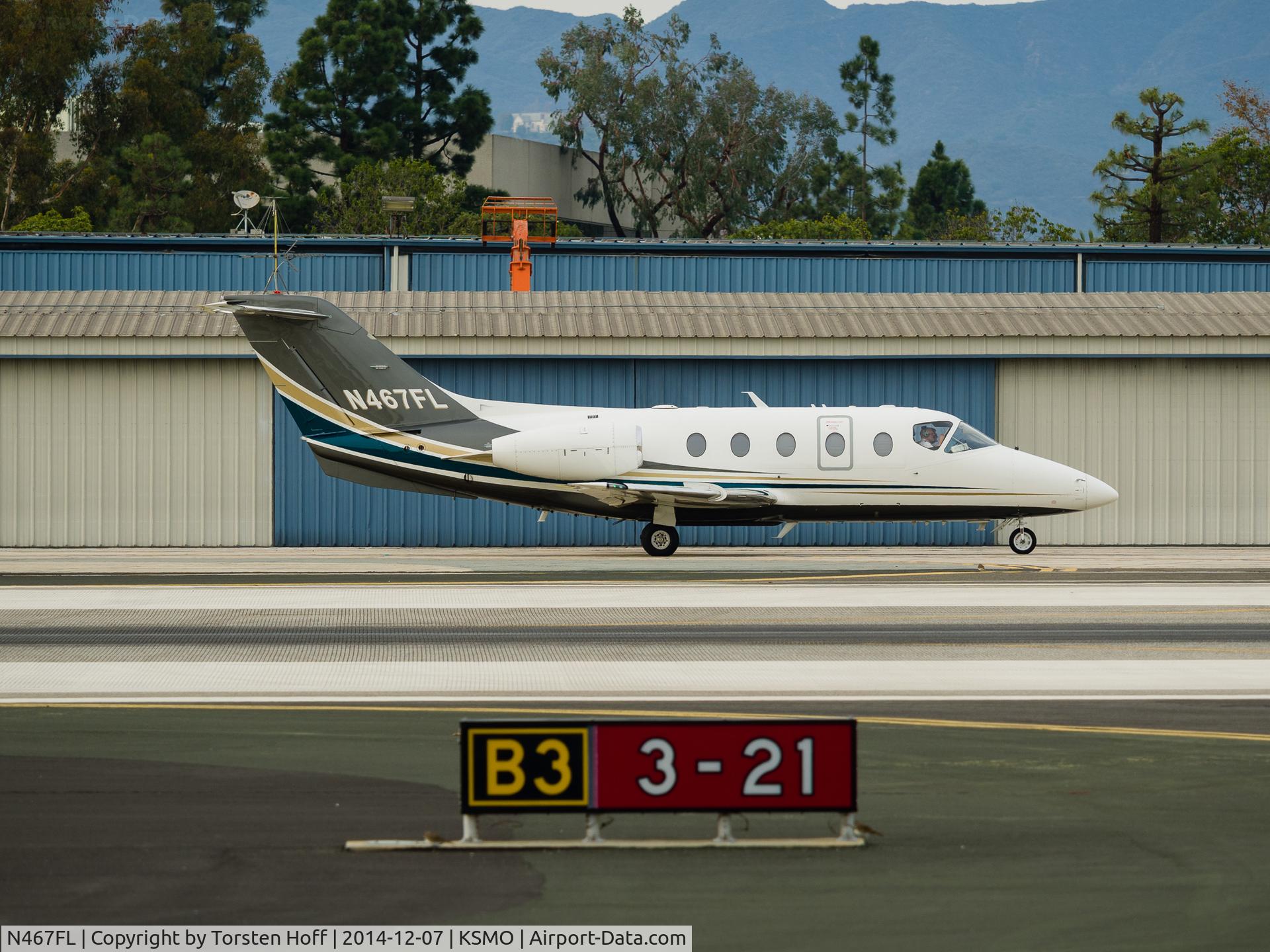 N467FL, 2006 Raytheon Beechjet 400A/Nextant N400XT C/N RK-468, N467FL taxiing