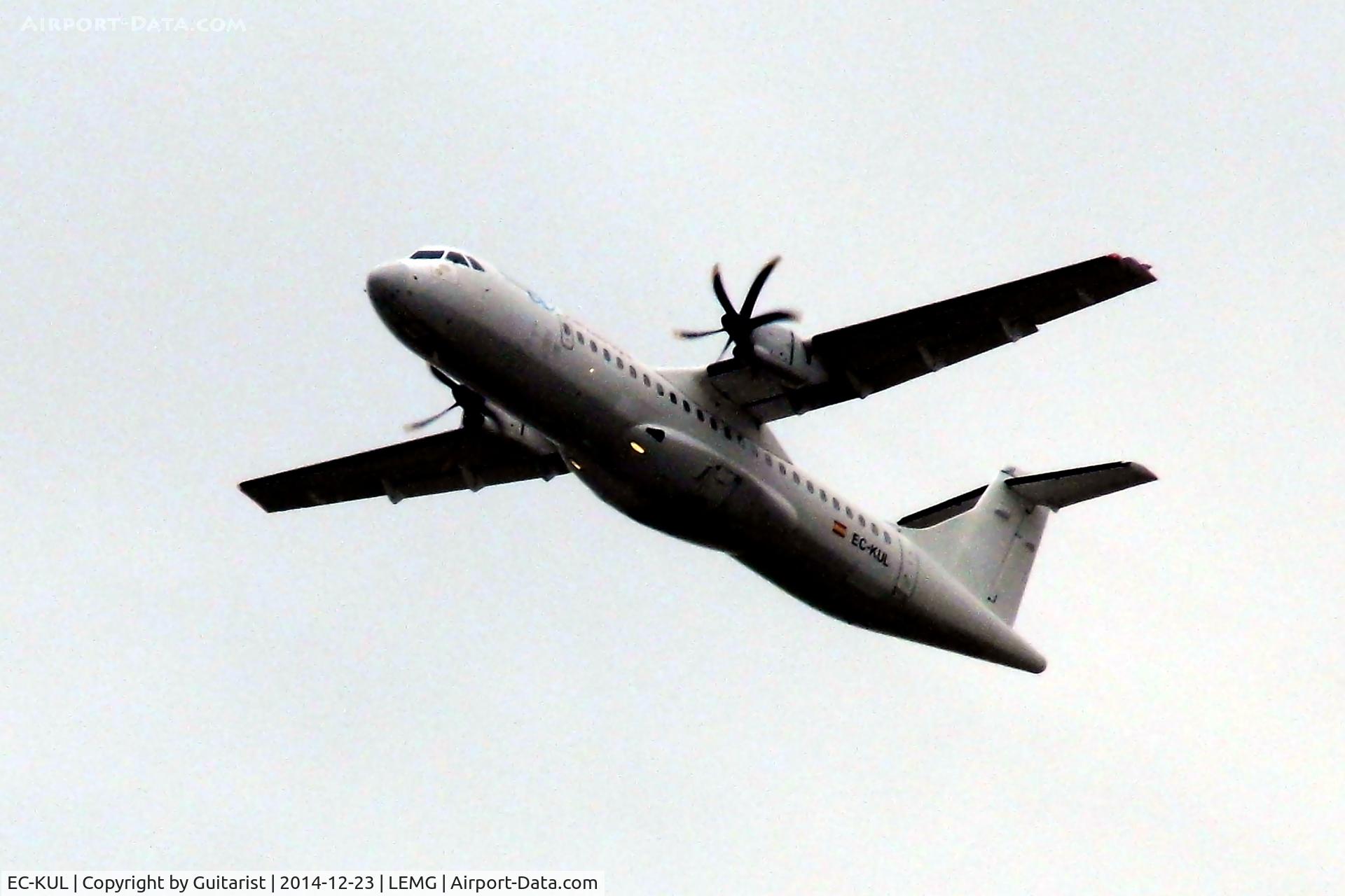 EC-KUL, 2008 ATR 72-212A C/N 809, Departing Malaga