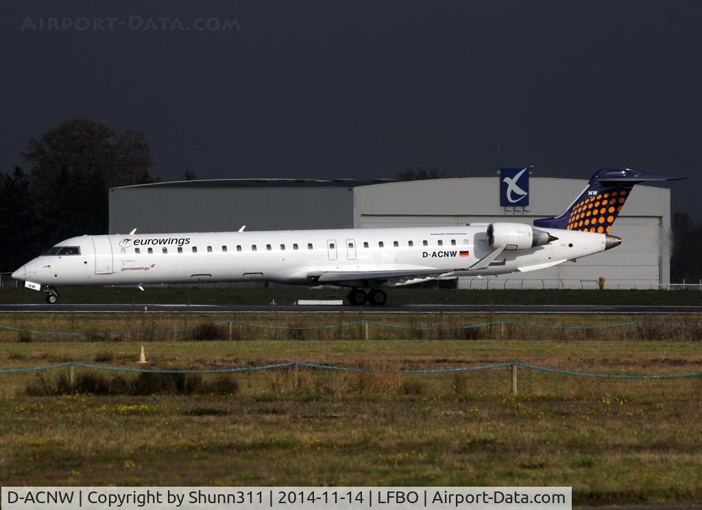 D-ACNW, 2011 Bombardier CRJ-900LR (CL-600-2D24) C/N 15269, Ready for take off rwy 32R