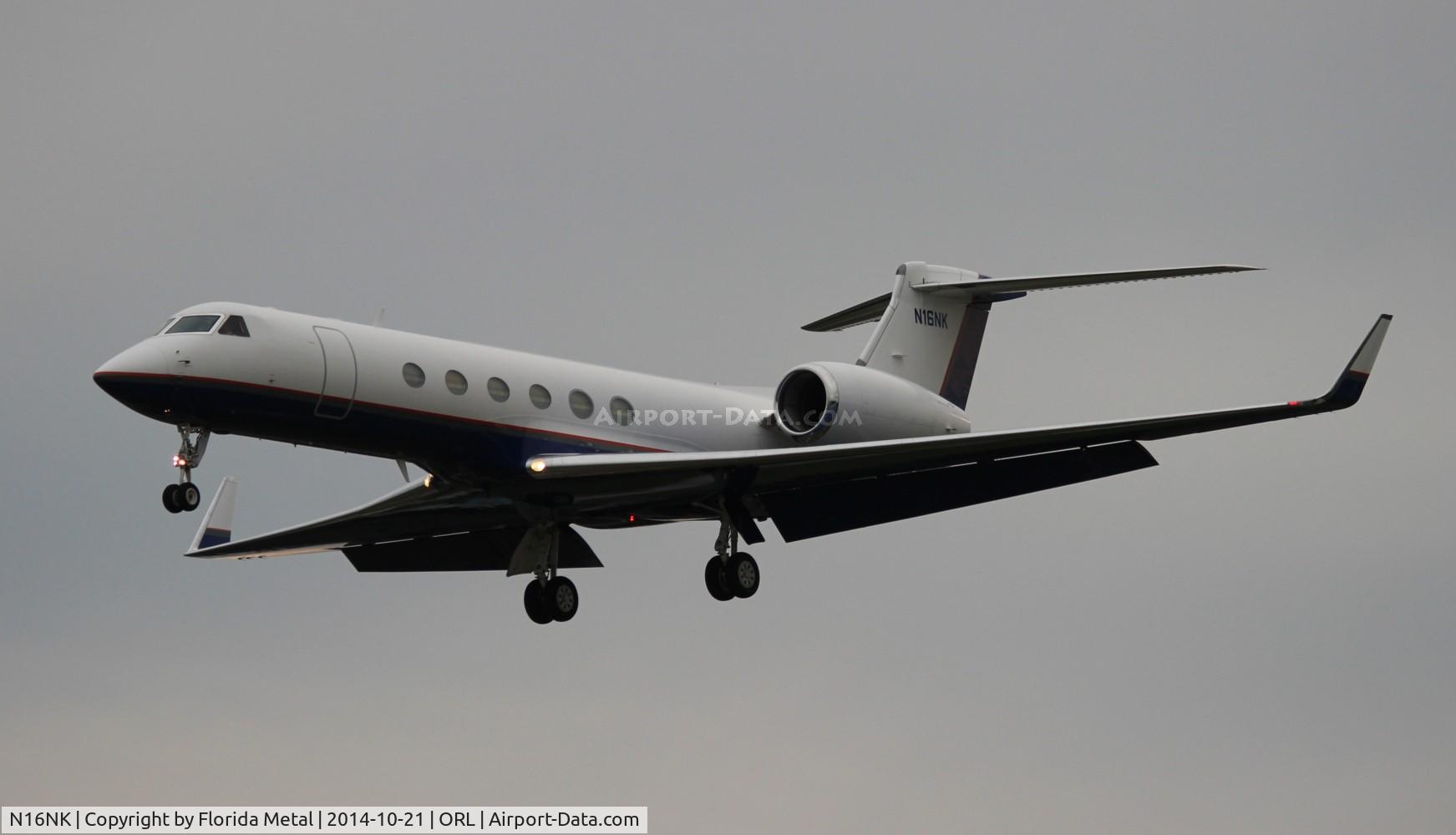 N16NK, 1999 Gulfstream Aerospace V C/N 585, Gulfstream V
