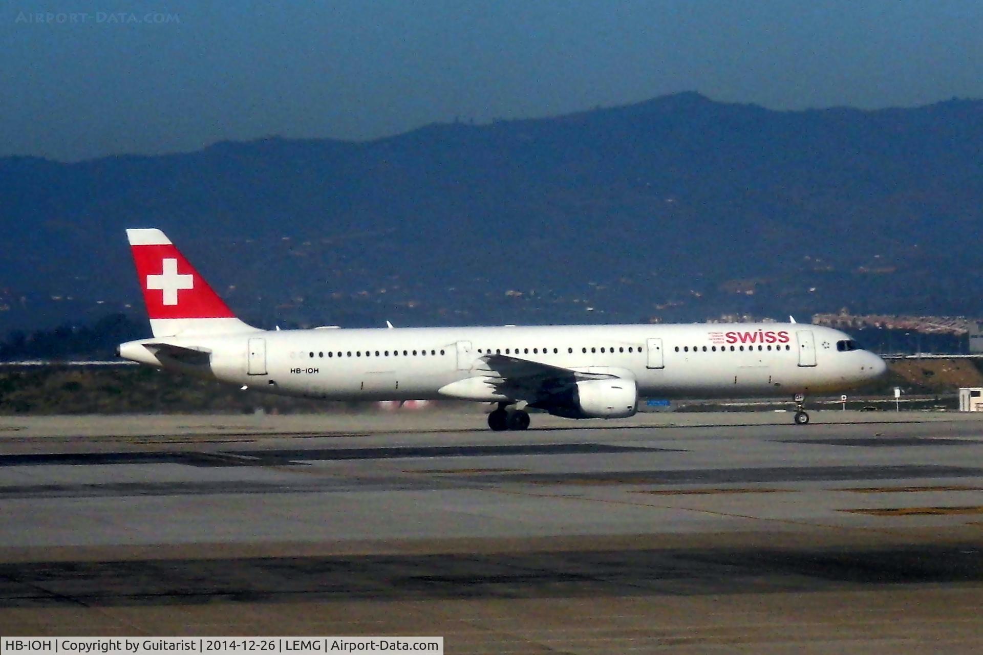 HB-IOH, 1997 Airbus A321-111 C/N 664, Arrival at Malaga