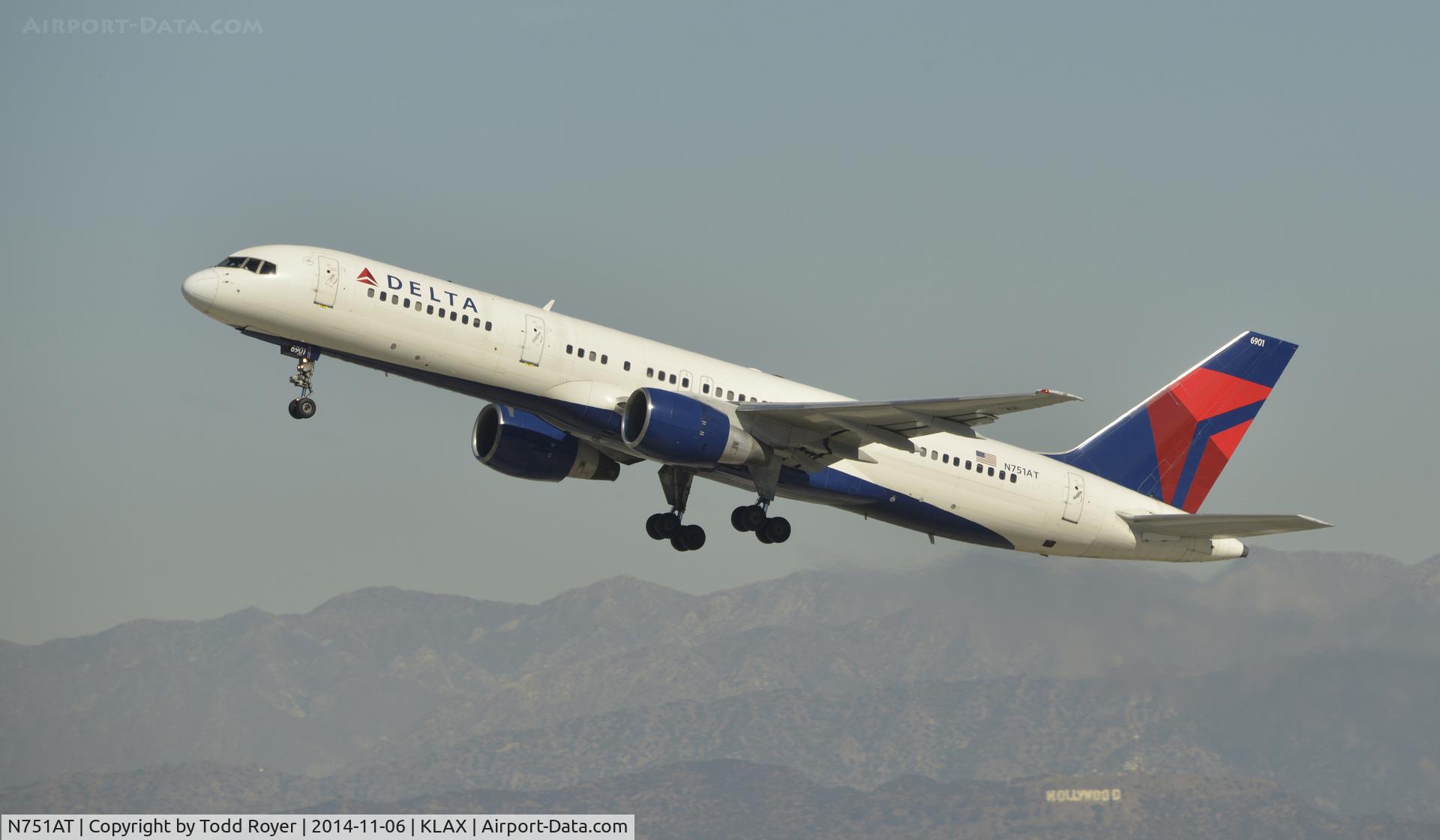 N751AT, 1984 Boeing 757-212 C/N 23125, Departing LAX on 25R