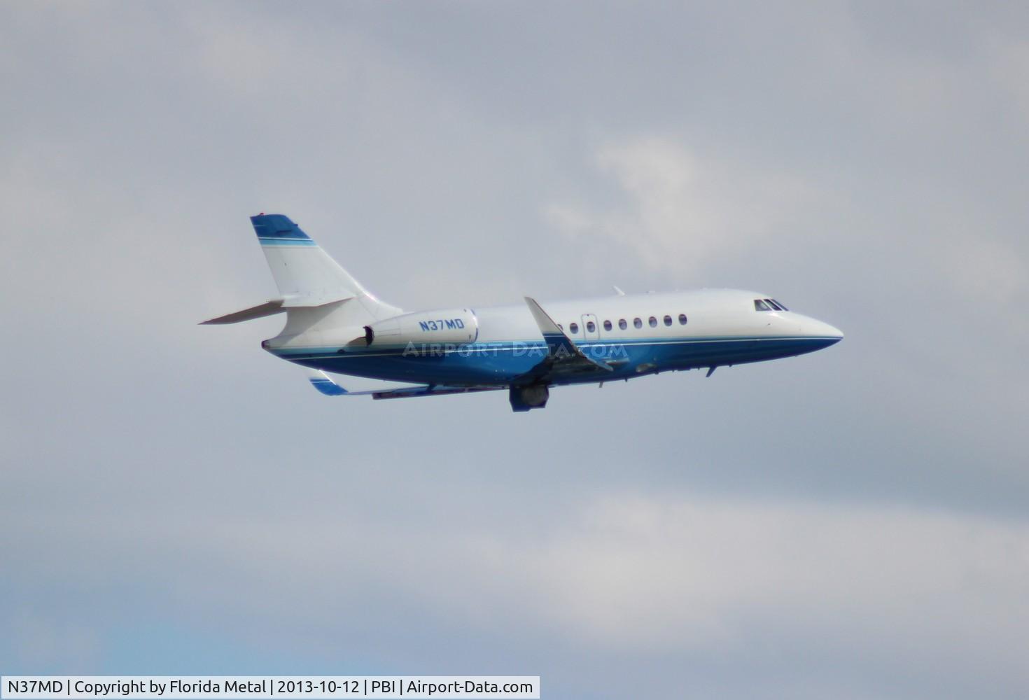 N37MD, 1996 Dassault Falcon 2000 C/N 32, Falcon 2000