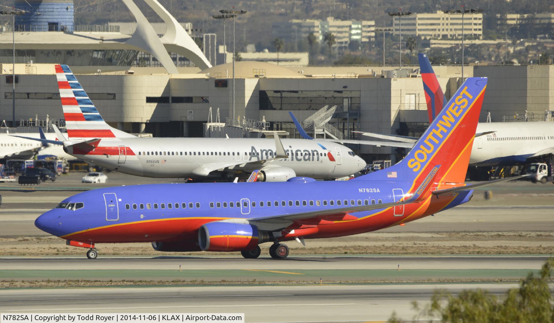 N782SA, 2000 Boeing 737-7H4 C/N 29808, Taxiing to gate at LAX