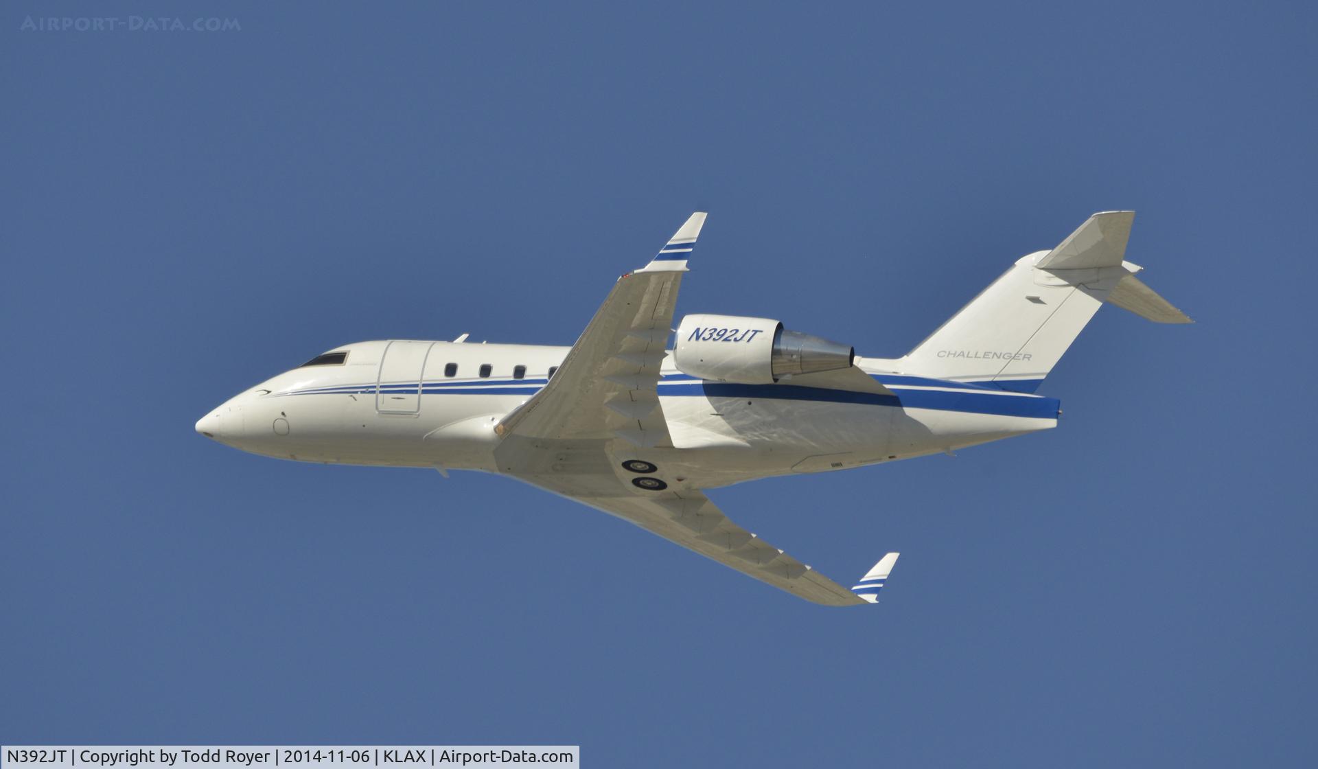 N392JT, 1988 Canadair Challenger 601-3A (CL-600-2B16) C/N 5020, Departing LAX on 25L