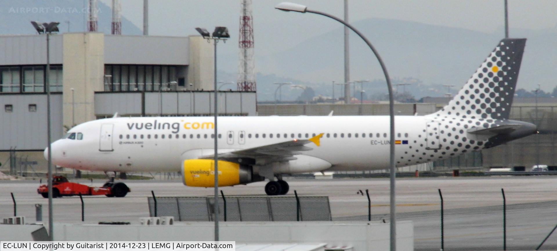 EC-LUN, 2013 Airbus A320-232 C/N 5479, At Malaga