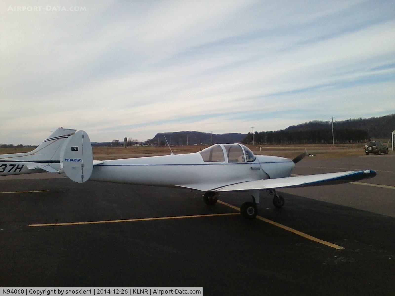 N94060, 1946 Erco 415C Ercoupe C/N 1383, On Lone Rock ramp