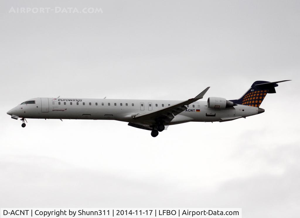 D-ACNT, 2011 Bombardier CRJ-900 NG (CL-600-2D24) C/N 15264, Landing rwy 32L