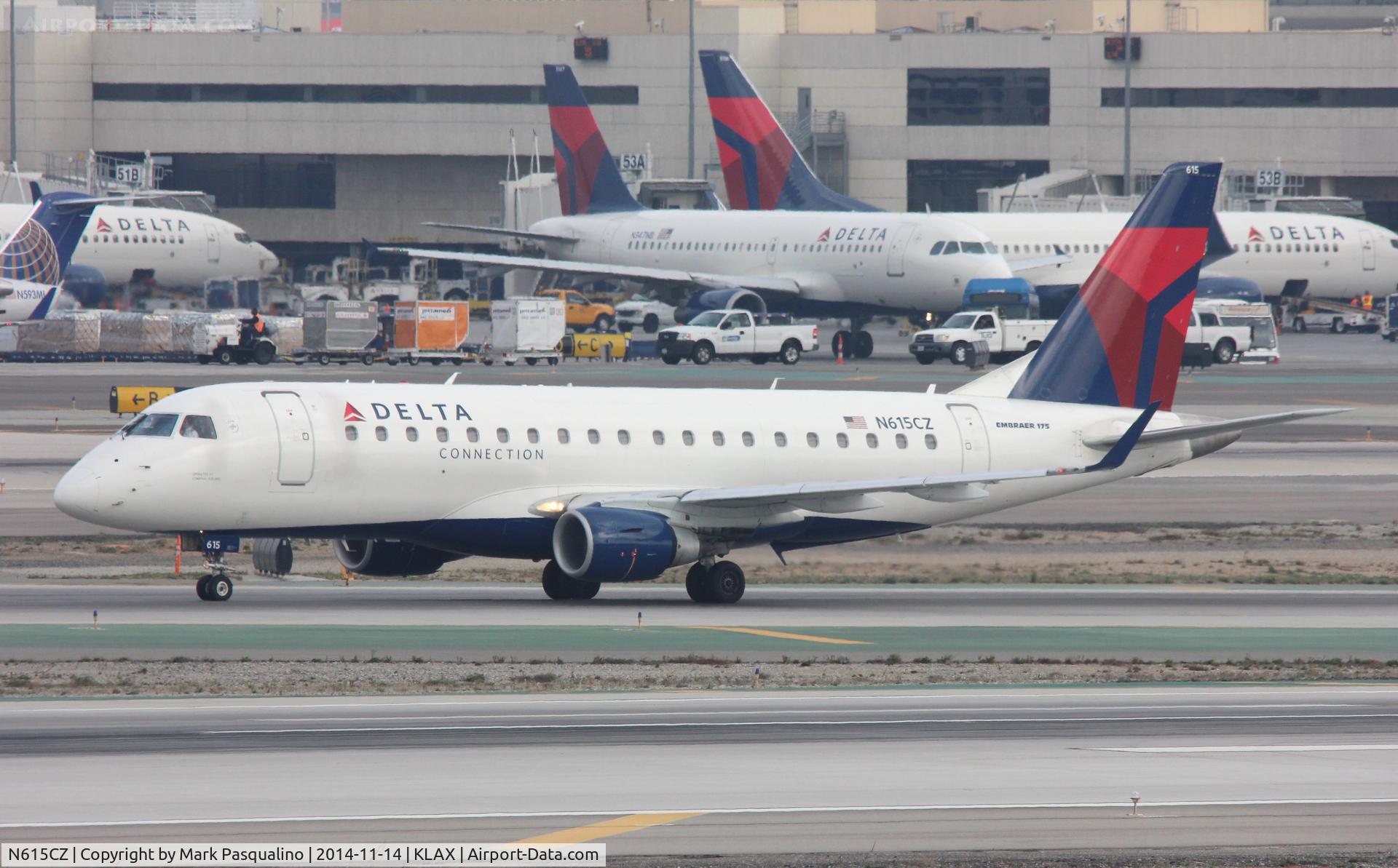 N615CZ, 2008 Embraer 175LR (ERJ-170-200LR) C/N 17000207, ERJ 170-200 LR