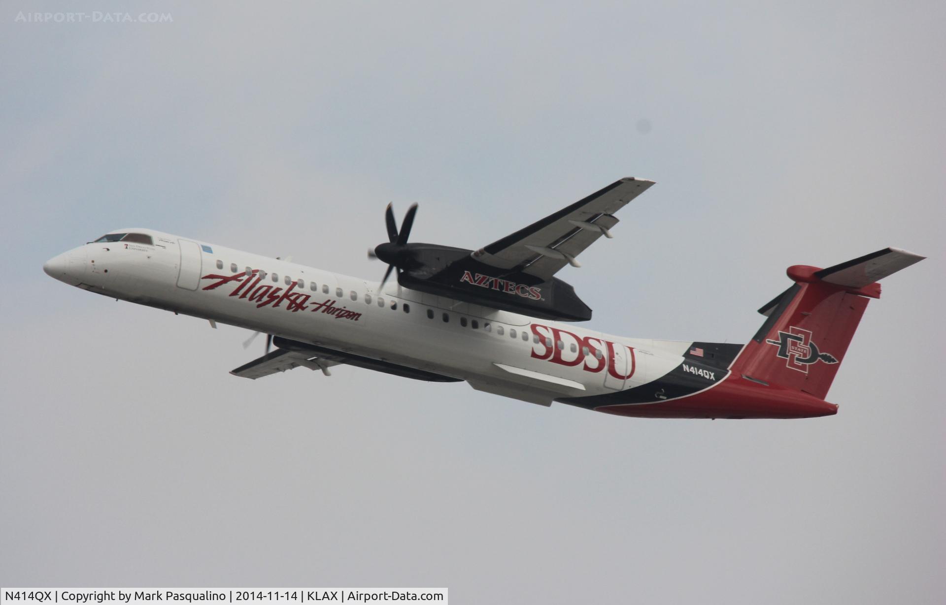 N414QX, 2002 Bombardier DHC-8-402 Dash 8 C/N 4061, DHC-8-402