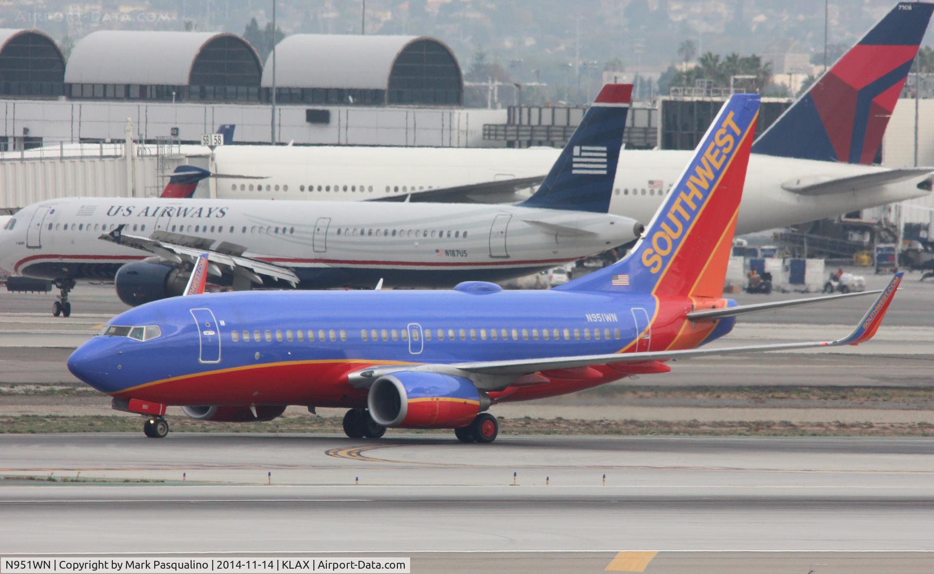 N951WN, 2010 Boeing 737-7H4 C/N 36665, Boeing 737-700