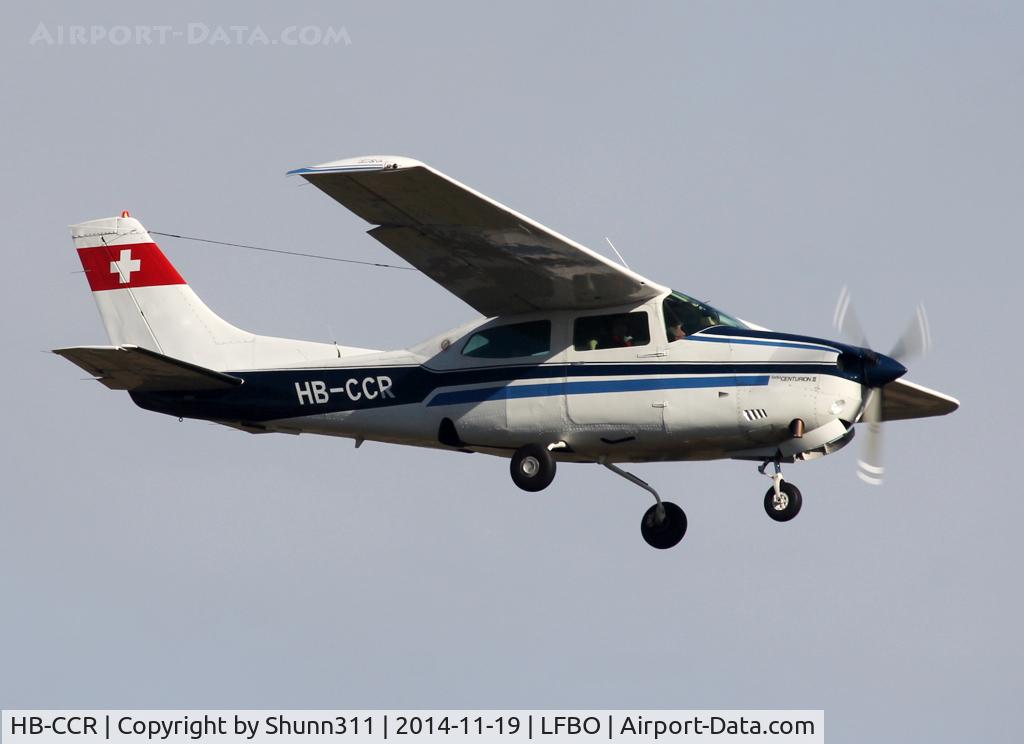 HB-CCR, 1979 Cessna T210N Turbo Centurion C/N T21063489, Landing rwy 14R