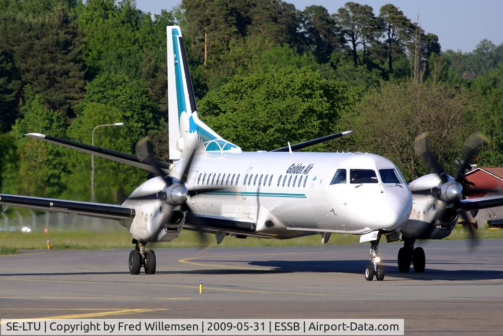 SE-LTU, 1999 Saab 2000 C/N 2000-062, Golden Air