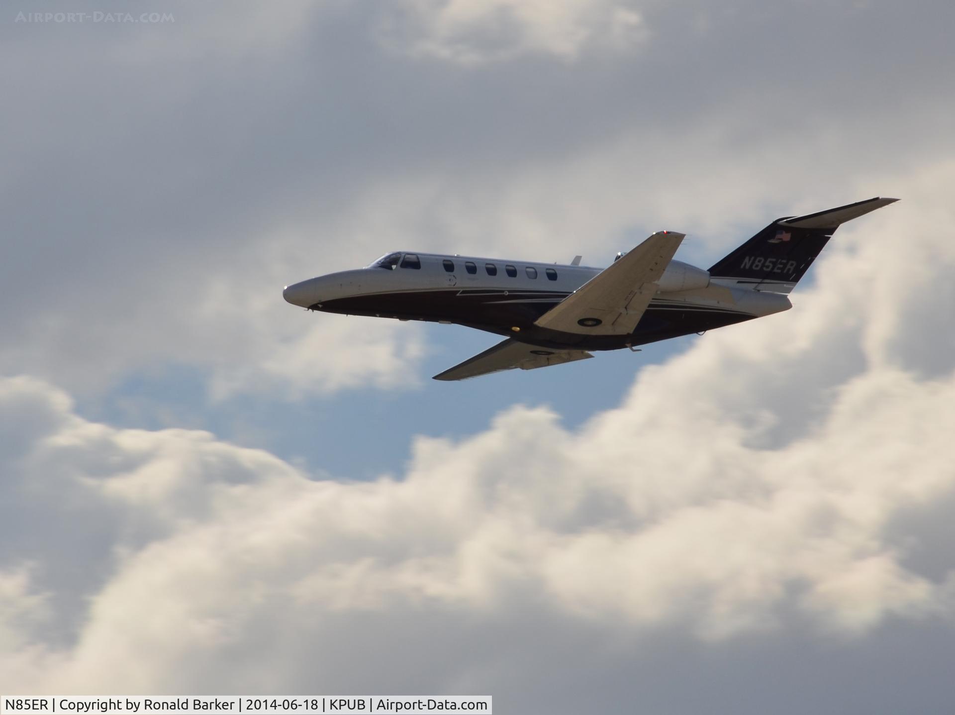 N85ER, 2008 Cessna 525A CitationJet CJ2+ C/N 525A0404, Takeoff Pueblo