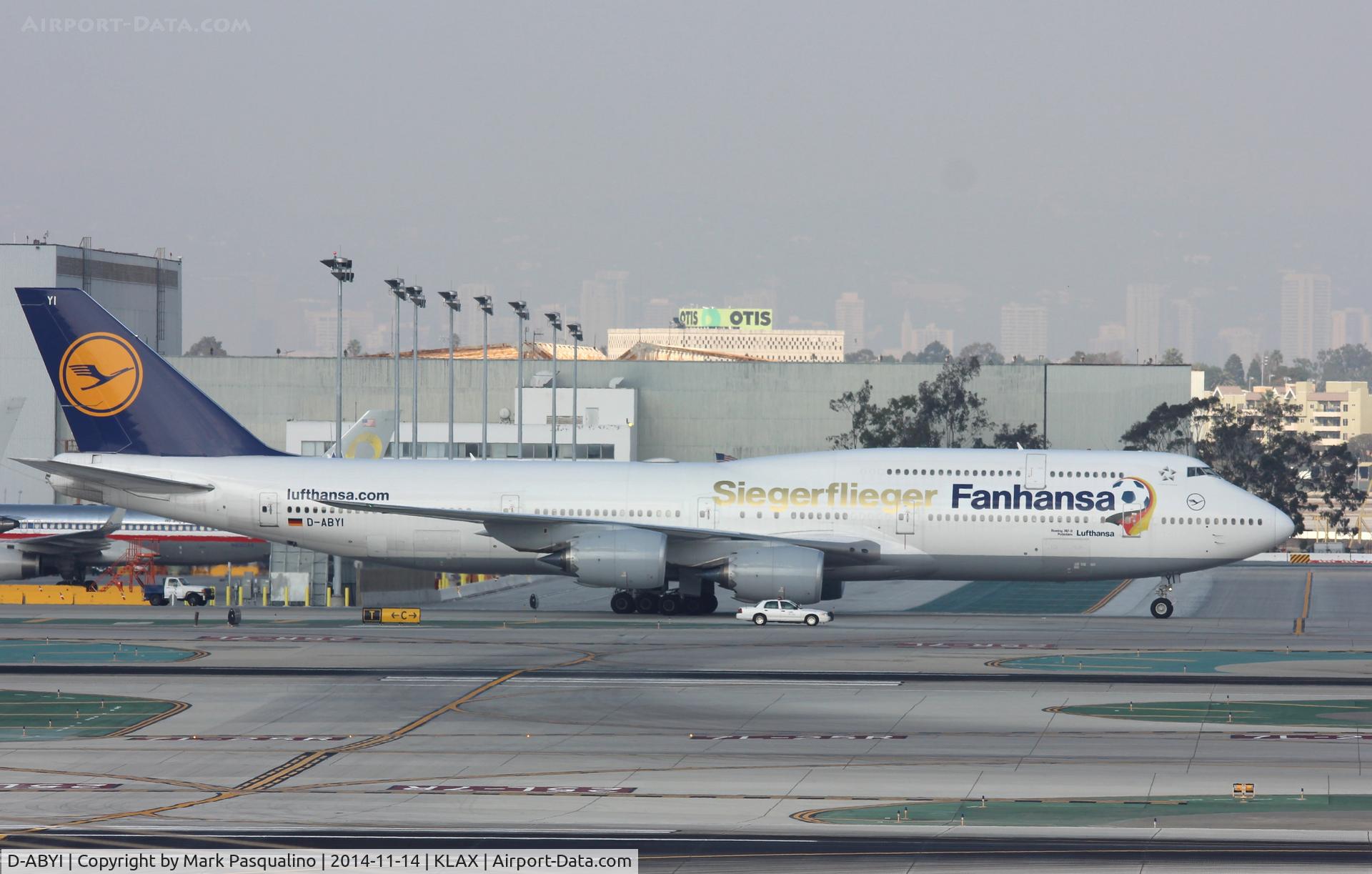 D-ABYI, 2013 Boeing 747-830 C/N 37833, Boeing 747-800