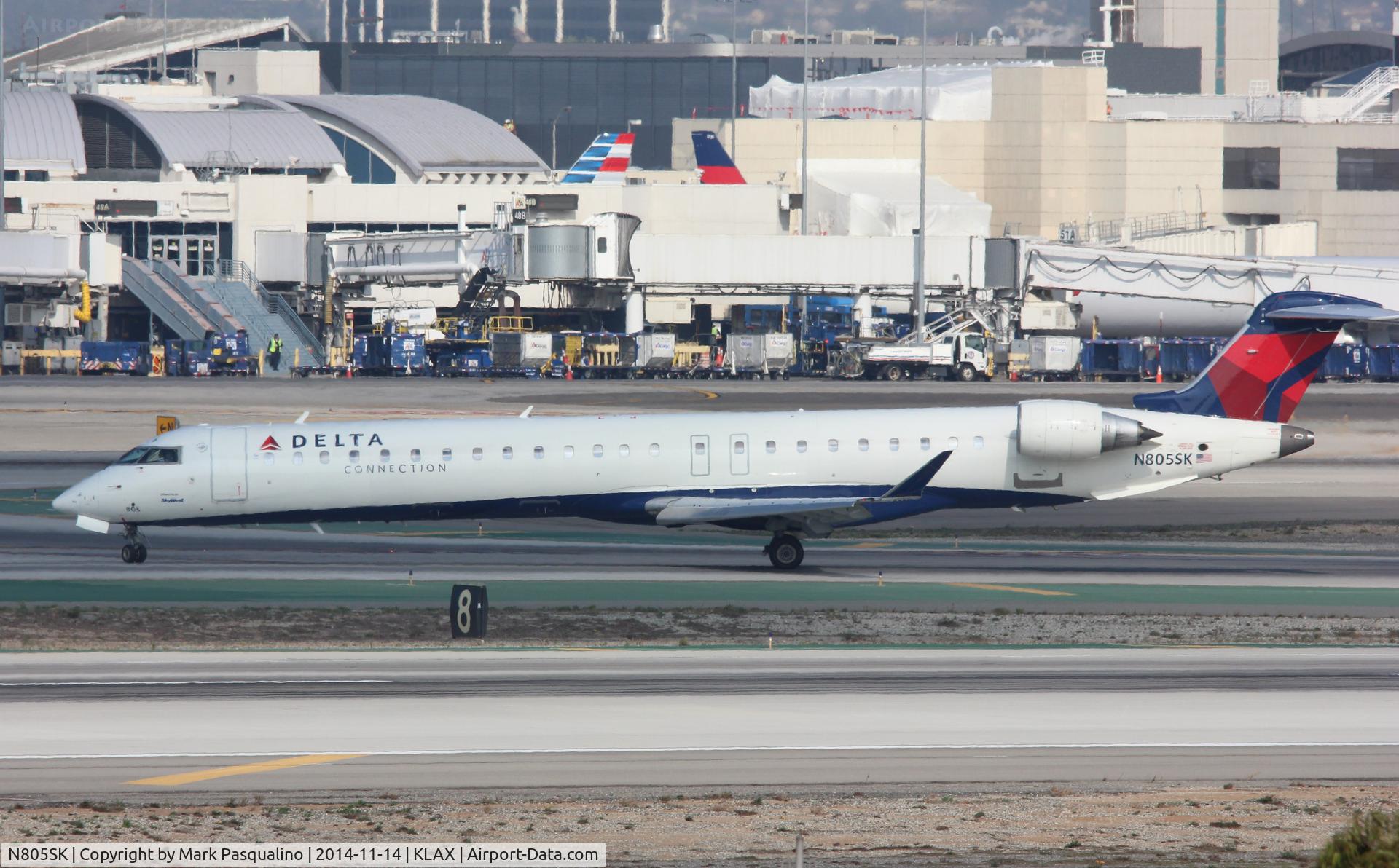 N805SK, 2006 Bombardier CRJ-900ER (CL-600-2D24) C/N 15069, CL600-2D24