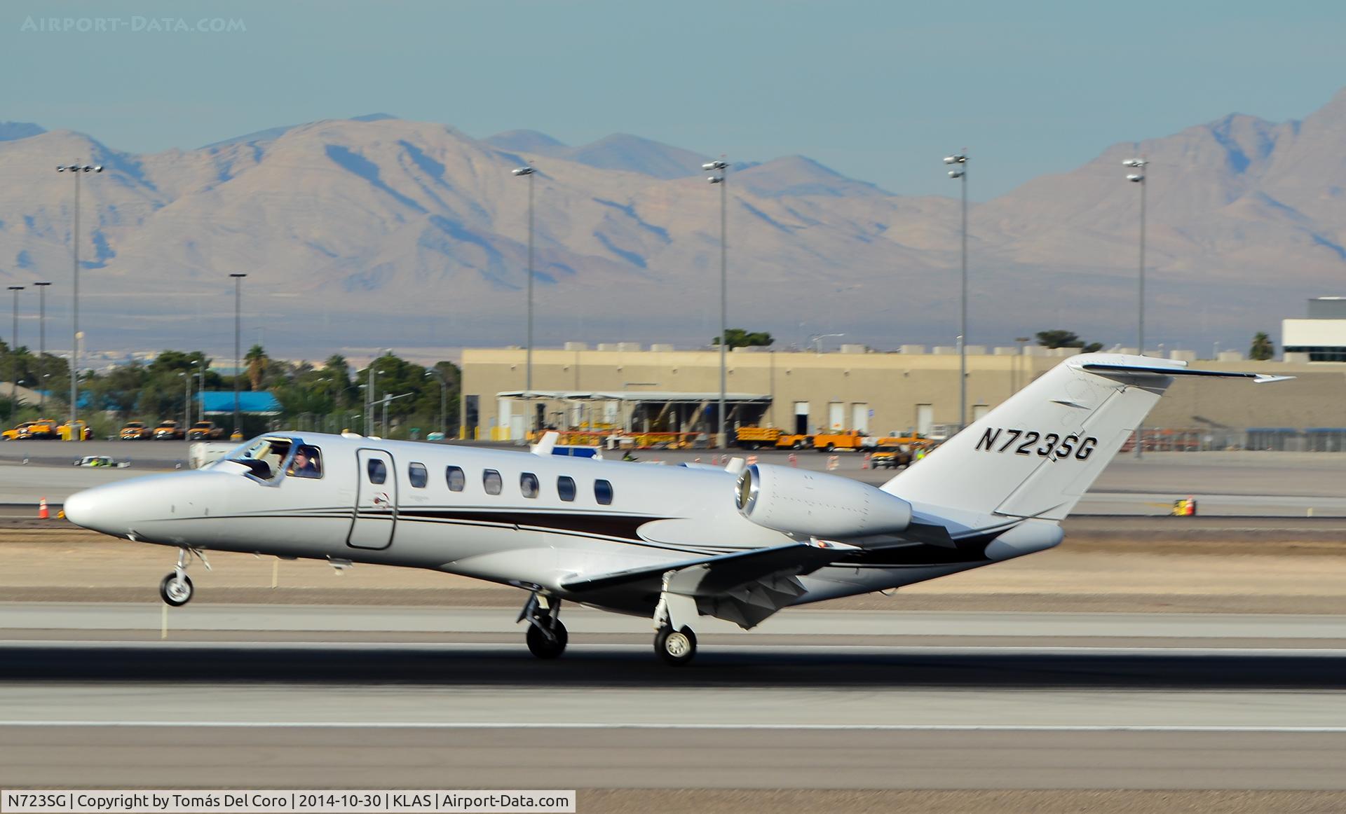 N723SG, 2011 Cessna 525B CitationJet CJ3 C/N 525B0368, N723SG Cessna 525B C/N 525B0368

McCarran International Airport (KLAS)
October 30, 2014
TDelCoro