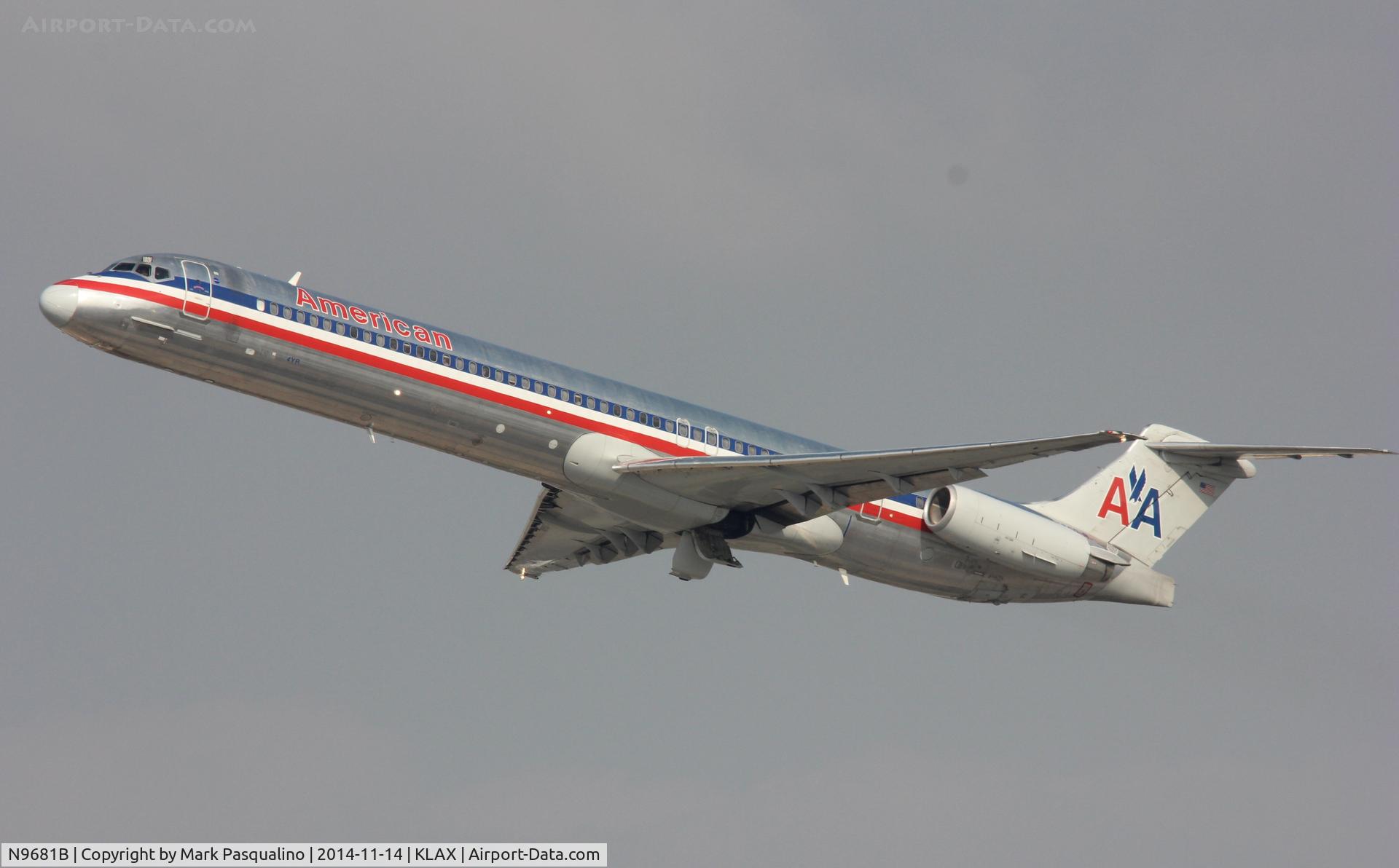 N9681B, 1999 McDonnell Douglas MD-83 (DC-9-83) C/N 53631, MD-83
