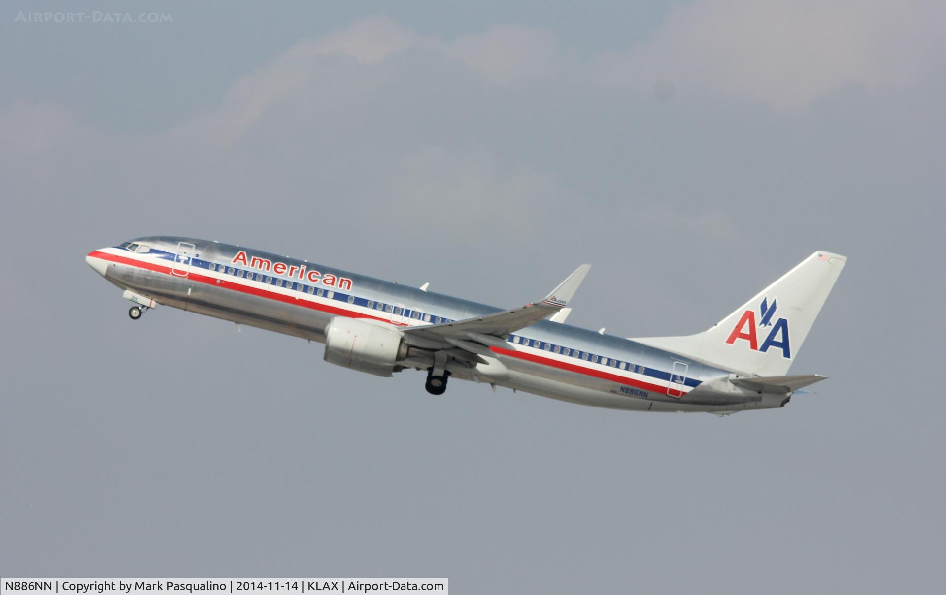 N886NN, 2012 Boeing 737-823 C/N 33223, Being 737-800