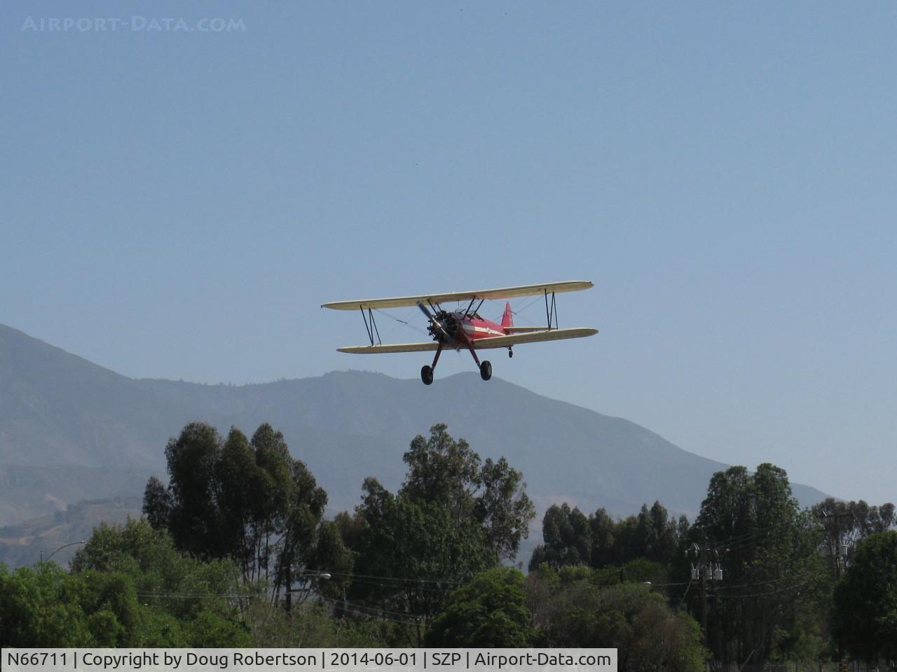 N66711, 1941 Boeing IB75A C/N 75-1675, 1941 Boeing Stearman IB75A, Jacobs R755B2 275 Hp upgrade, on final Rwy 22