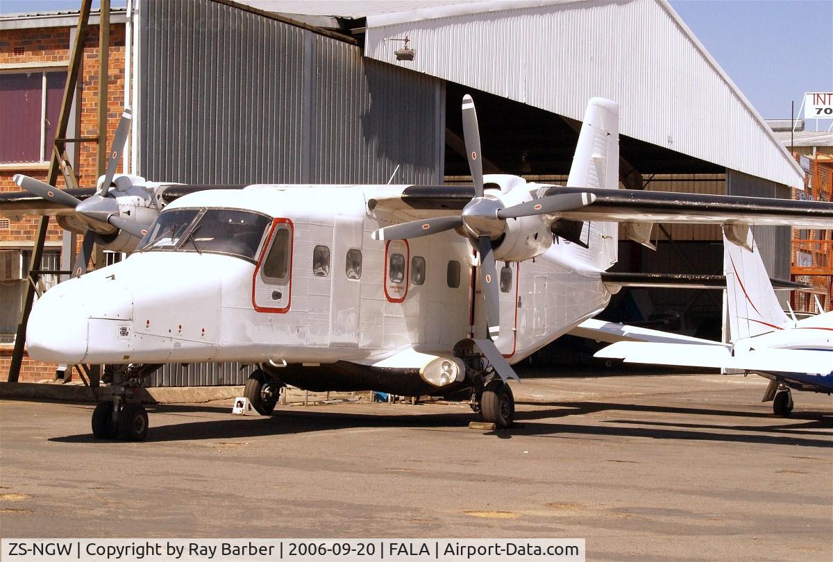ZS-NGW, 1984 Dornier 228-100 C/N 7036, Dornier Do.228-100 [7036] (Kivu Air) Lanseria~ZS 20/09/2006