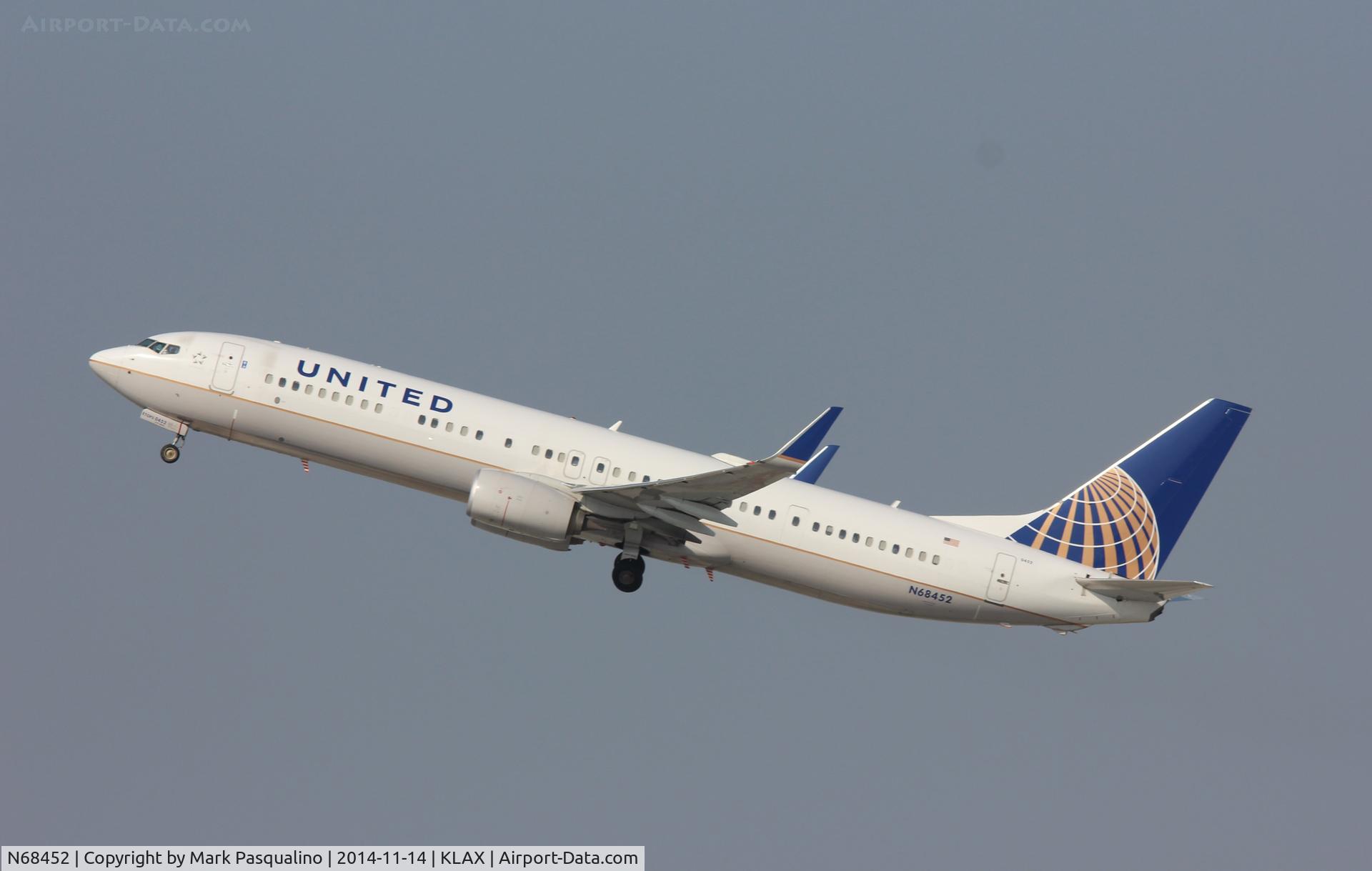 N68452, 2012 Boeing 737-924/ER C/N 40005, Boeing 737-900ER