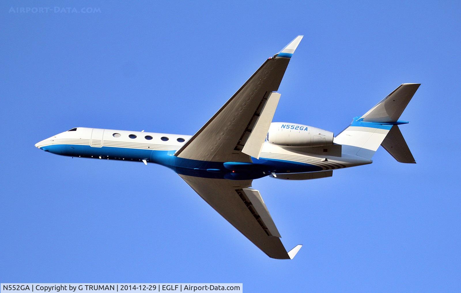 N552GA, 2010 Gulfstream Aerospace GV-SP (G550) C/N 5288, Departing Farnborough runway 24