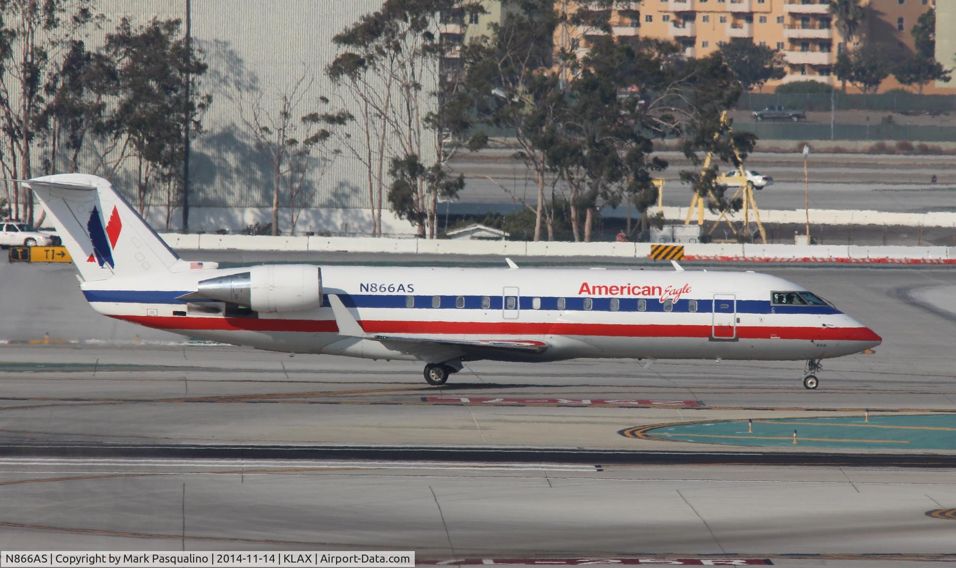 N866AS, 2001 Bombardier CRJ-200ER (CL-600-2B19) C/N 7517, CL-600-2B19