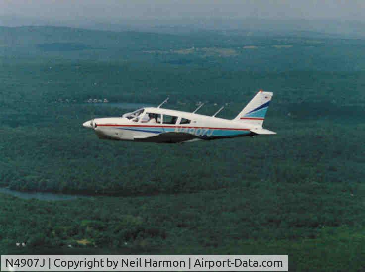 N4907J, 1968 Piper PA-28R-180 Cherokee Arrow C/N 28R-30625, N4907J in flight