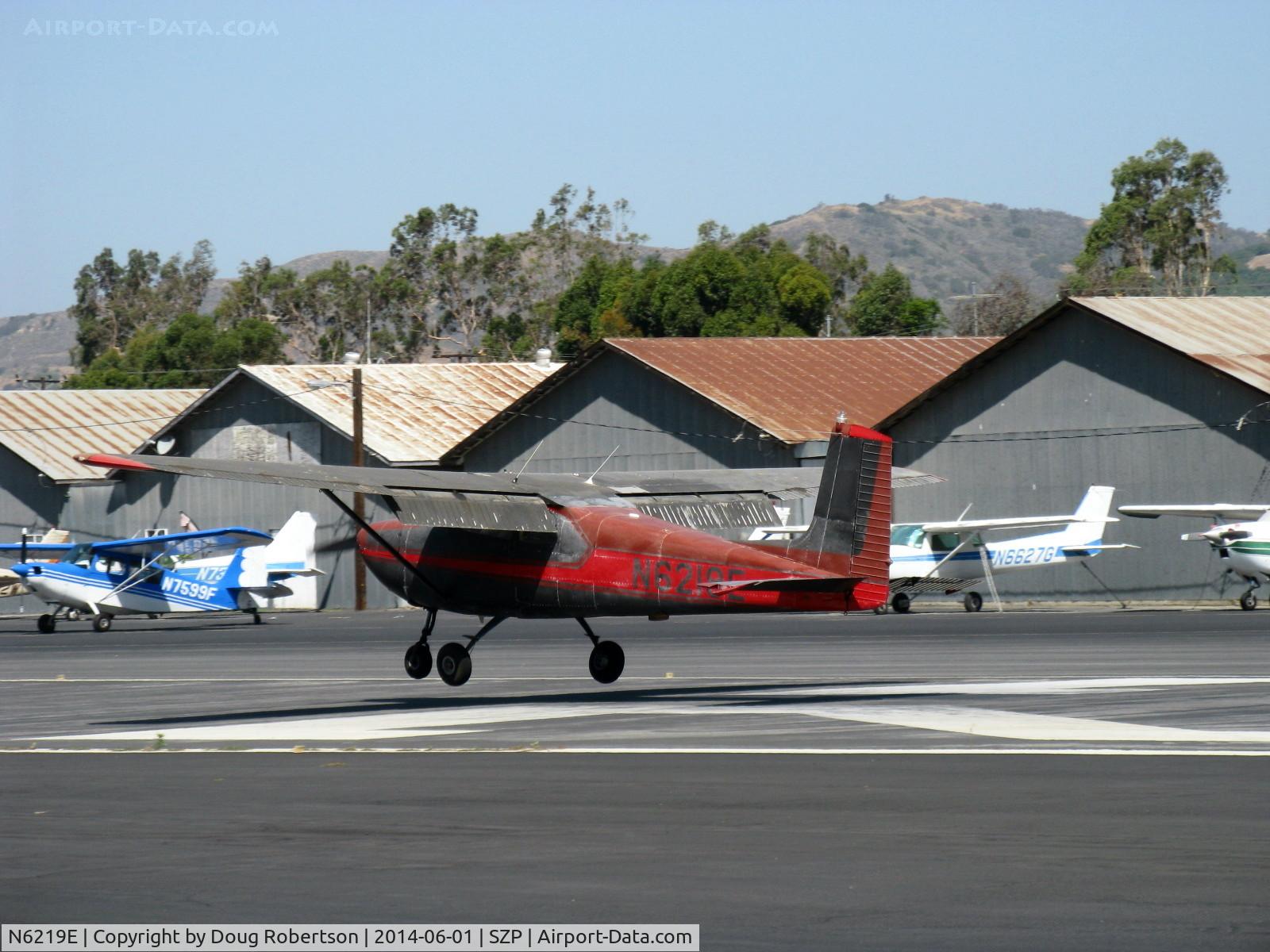 N6219E, 1958 Cessna 172 C/N 46319, 1958 Cessna 172, Continental O-300 145 Hp 6 cylinder, near touchdown Rwy 22