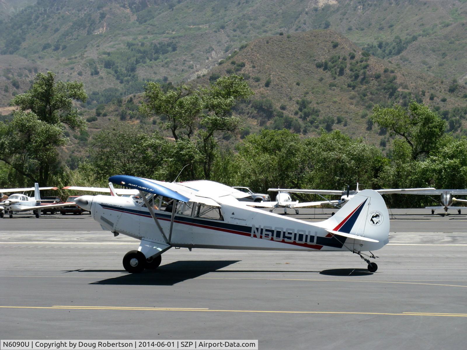 N6090U, 1995 Aviat A-1 Husky C/N 1300, 1995 Aviat A-1 HUSKY, Lycoming O-360-A1D 180 Hp, taxi