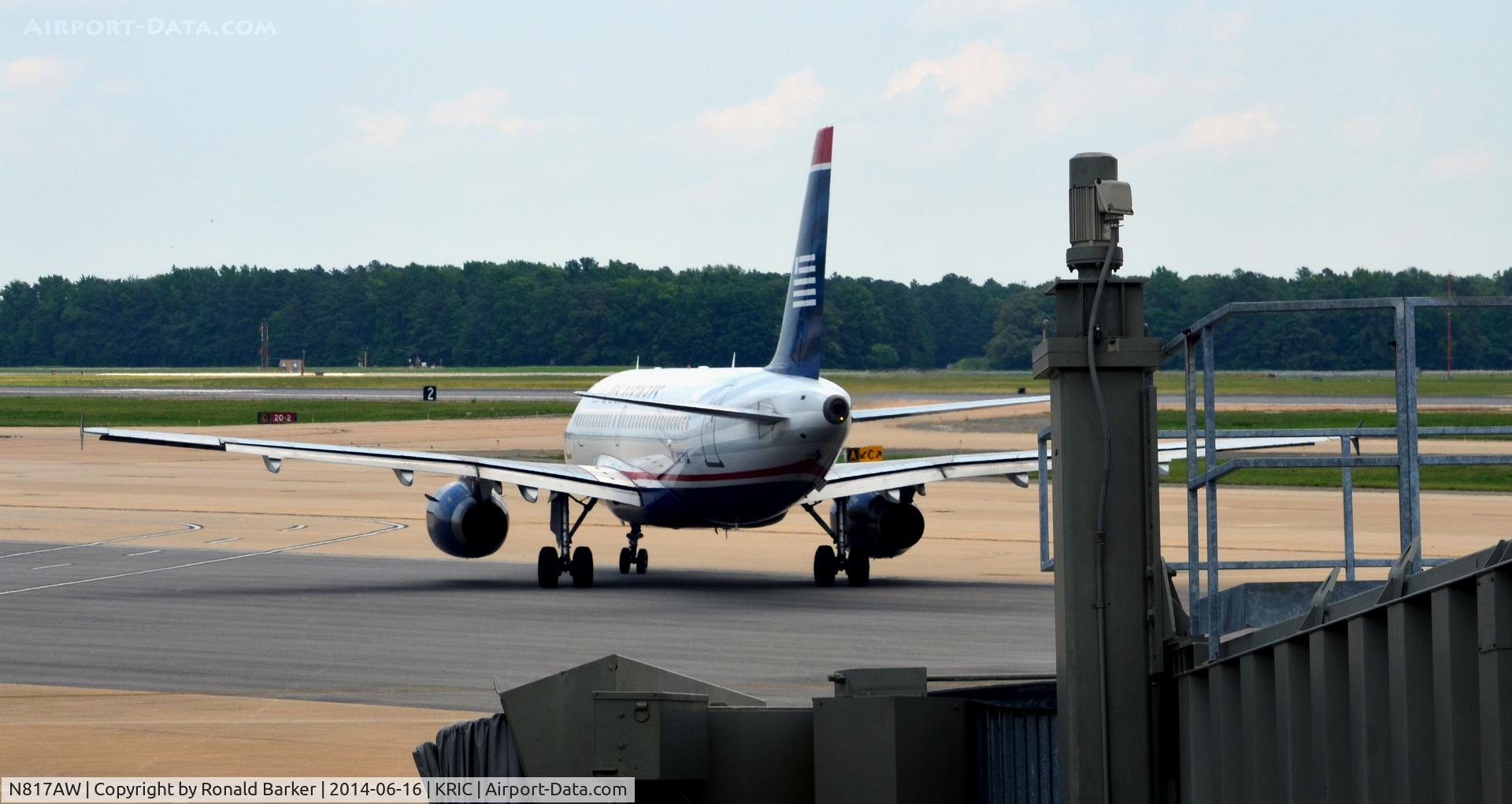 N817AW, 2000 Airbus A319-132 C/N 1373, Taxi Richmond