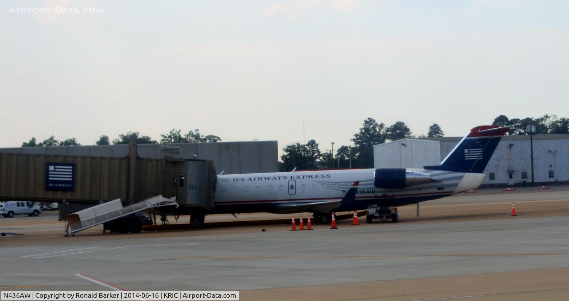 N436AW, 2002 Bombardier CRJ-200LR (CL-600-2B19) C/N 7734, At the gate Richmond
